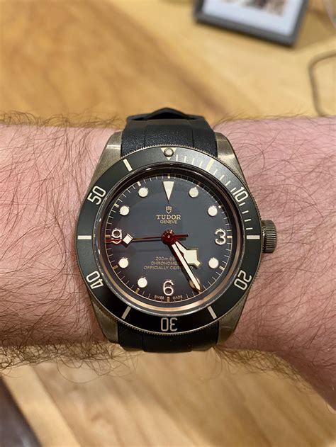 tudor black bay bronze rubber strap|Strap Guide .